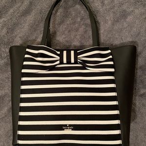 Kate Spade Olive Drive Stripe Savannah Tote Black White NWT